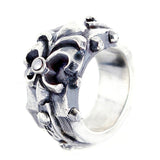 Silver Ring Facetted Body with Rivets and Straigt Lily with Meteorite