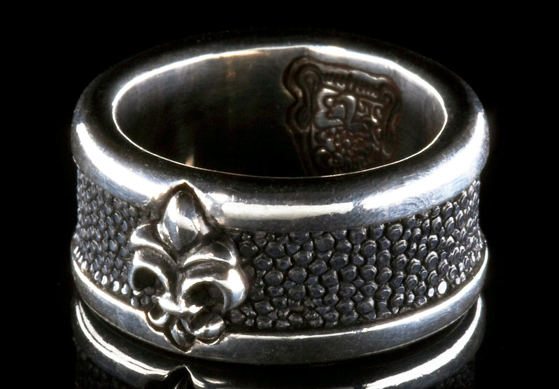 Silver Ring LILY on Searay Leather