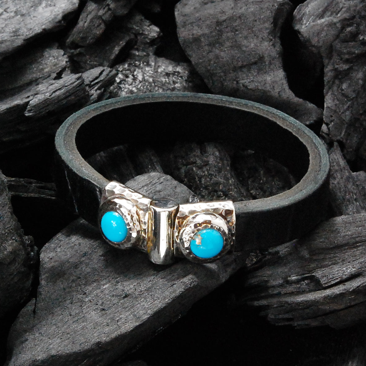 Silver Leather Bracelet Hammered Jointlock Round Turquoise 13
