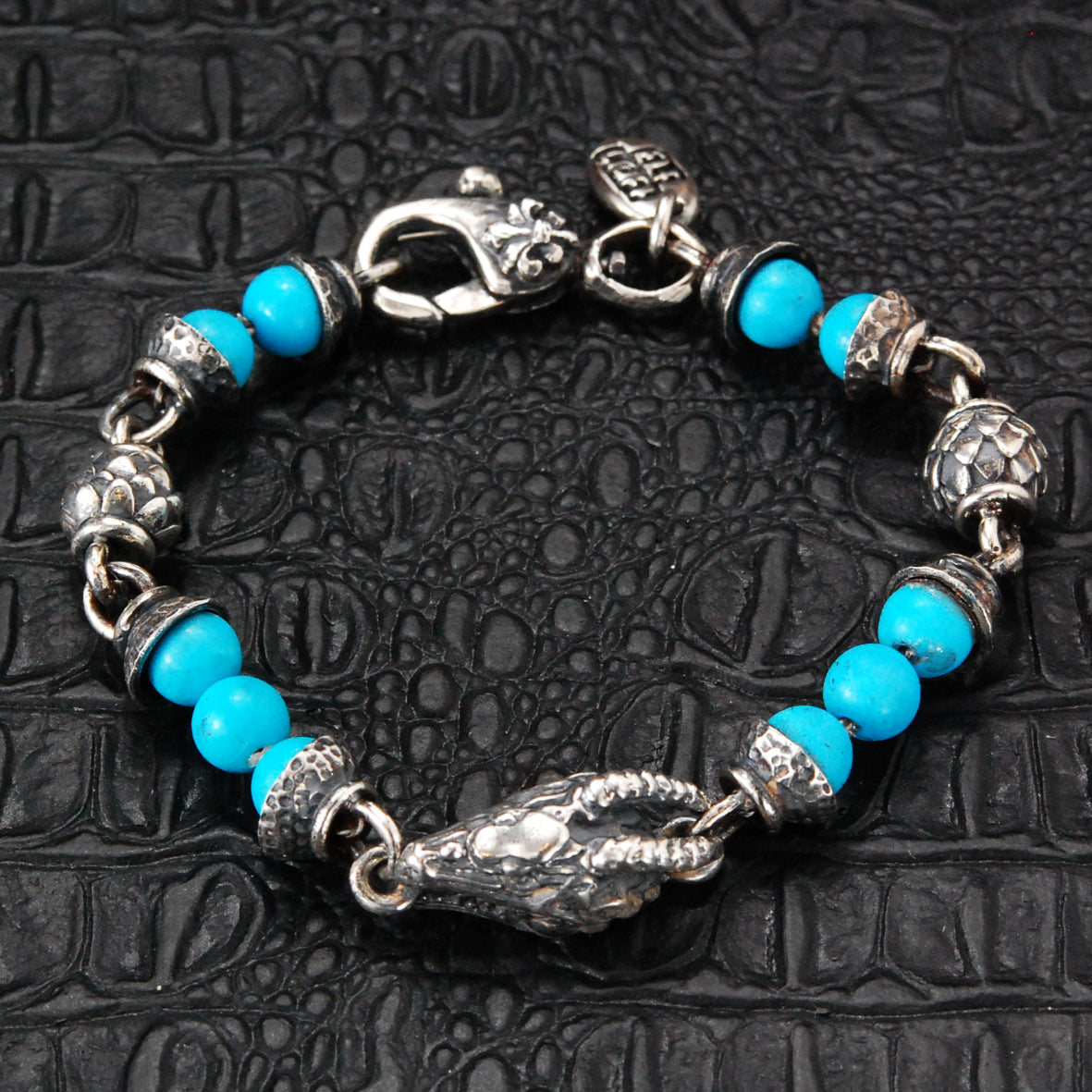 Armband mit Steinperlen und silberne DRACHEN- und DRACHENSCHUPPEN-Kugeln