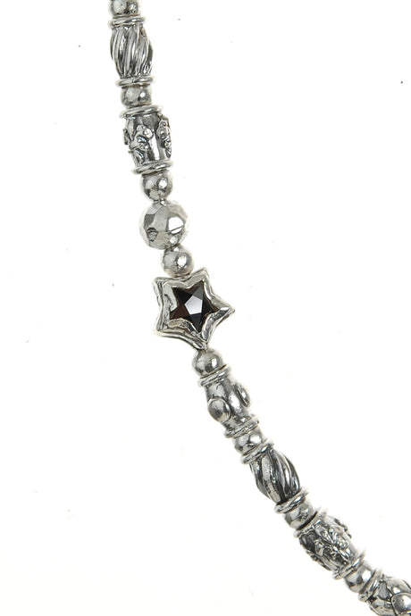Silberne Halskette mit Mini-RÖHRCHEN und KUGELN Rough und Mini-STERNEN