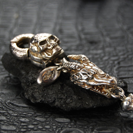 Silberne Geldbörsen oder Schlüsselkette BONES SKULLS DRAGON LION und LEOPARD
