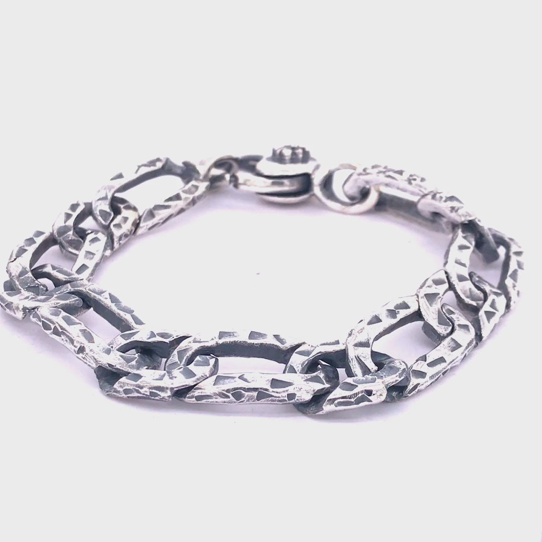 Silver Bracelet FIGARO Chain Hammered with Lily Carabiner 14