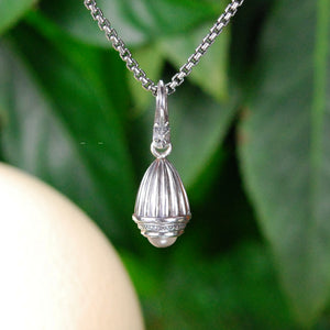 Silver Pendant Elfin King Striped Bell with Round Stone and Lily Hook white Zirkonia