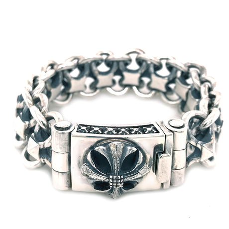 Silver Bracelet Loops and PYRAMIDES with MALTESER CROSS Lock