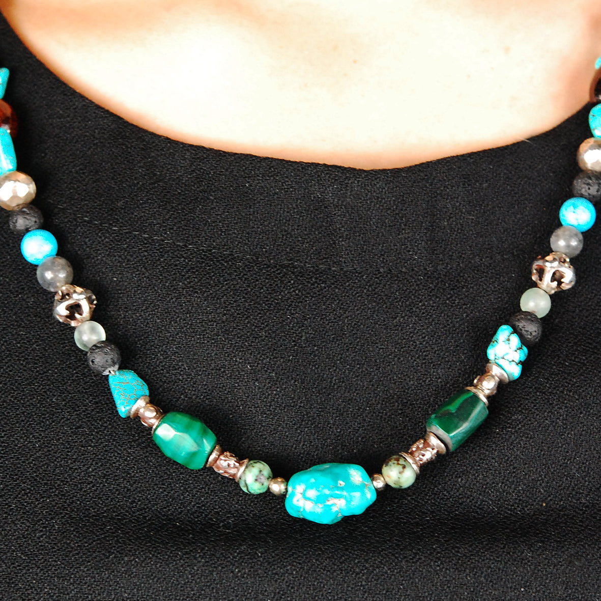 ROCKS and BEADS Necklace with Silver Tubes and Balls