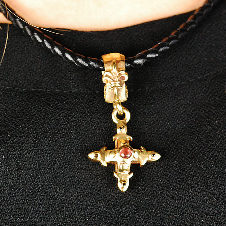 Silberanhänger SMITH CROSS Körper und Steine Gold plated 18