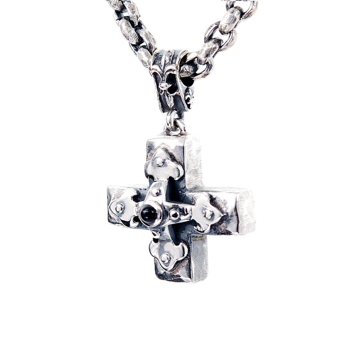 Silberner Anhänger, griechischer Kreuzkörper mit KLINGENKREUZ