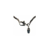 Silberne Halskette mit Mini-Röhrchen-Dekor und Mini-Totenköpfen