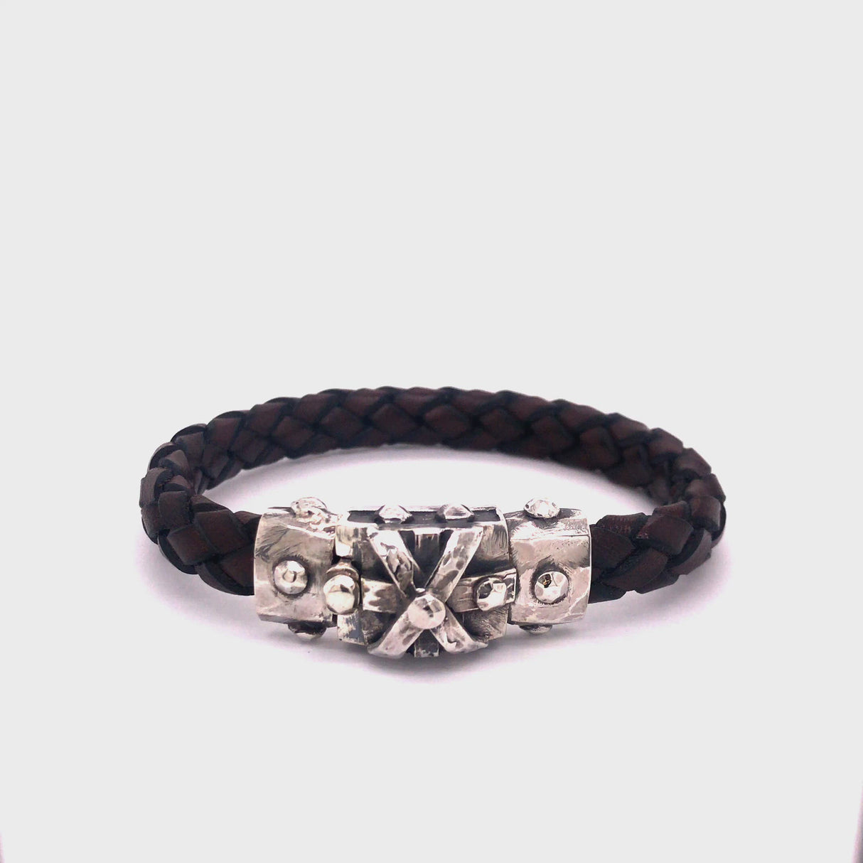 Silver-Leather Bracelet CROSS BOUND Faceted Boxlock 10