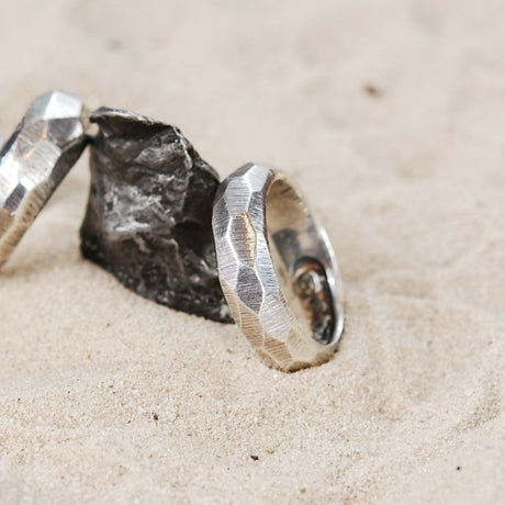 Silver Ring PLAIN ROUGH Faceted 6.5