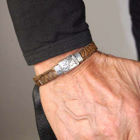 Silver-Leather Bracelet plain faceted  boxlock 10