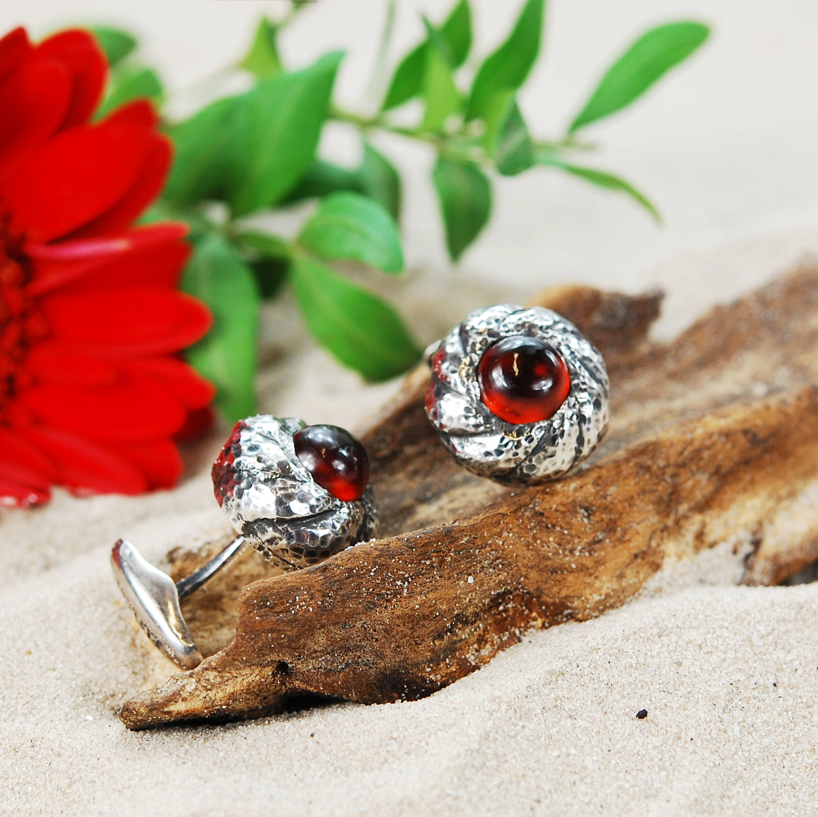 Silver Cufflinks Hammered Spiral with Garnet