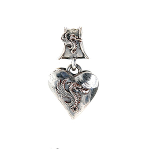 Silver Medaillon HEART Facetted with DRAGON FIRE