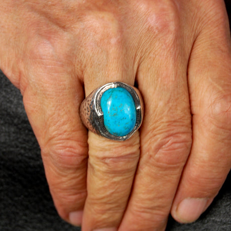 Silver Ring Hammered CROWN and Stone