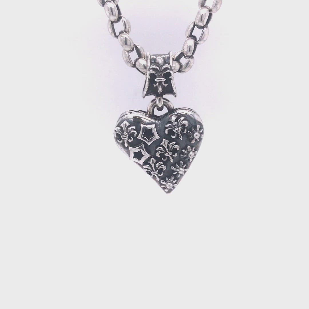 Silver Medaillon HEART WITH Signs