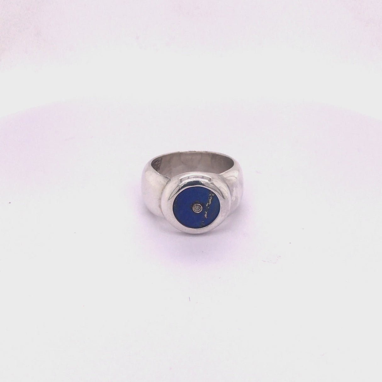 Silver Ring CLASSIC with Round ff Stone Plate plus STONE